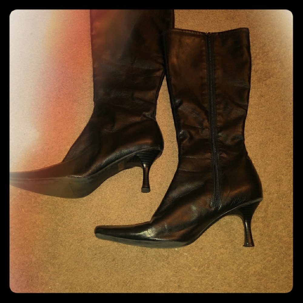 Black high-heel stiletto Boots size 7.5 check pics
